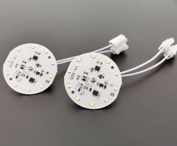 PCBA mit 10 LEDs und USB-Anschluss für Sprach- und Lichtsensoren